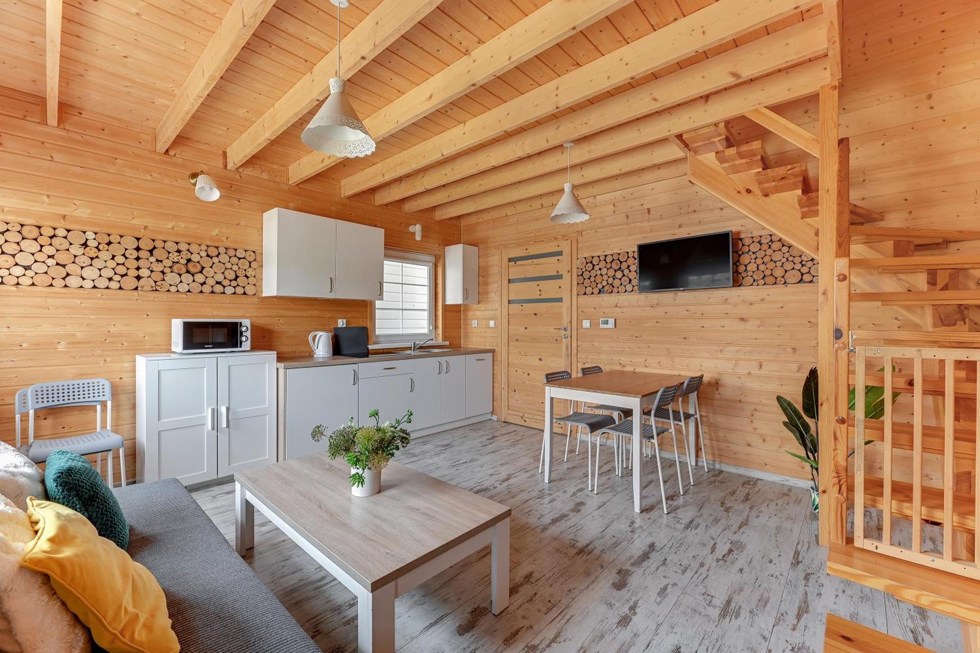 Domki I Pokoje Angelo Z Sauna I Jacuzzi- Karwia Exterior foto